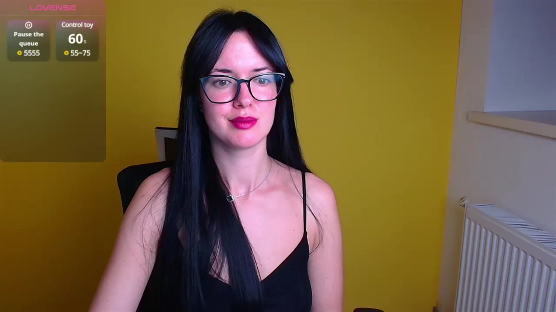 Gallery image thumbnail from Black_Red's myfreecams stream on, 11/15/2024, 16:01 image 3 of 20