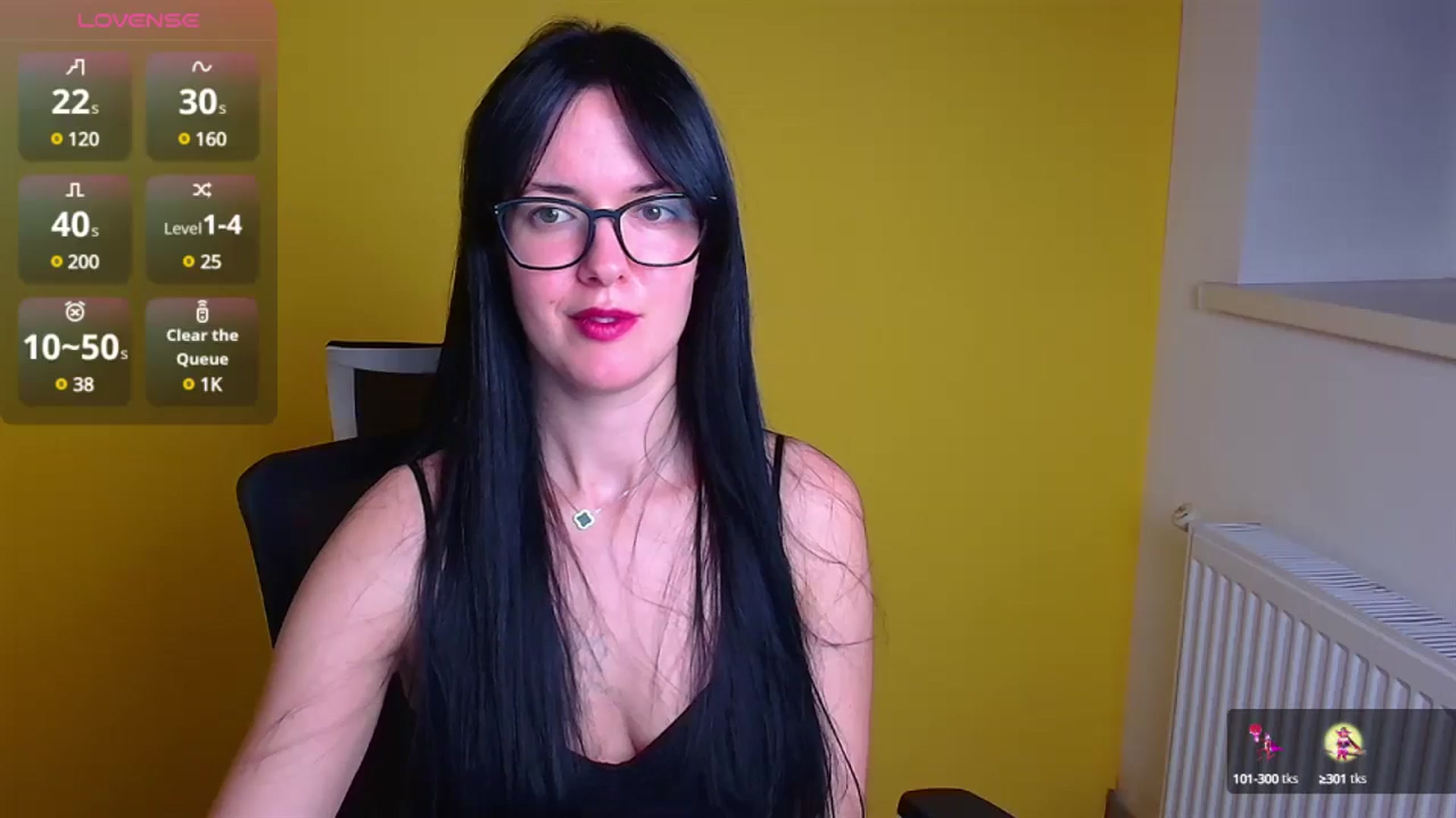 Gallery image thumbnail from Black_Red's myfreecams stream on, 11/15/2024, 16:01 image 16 of 20