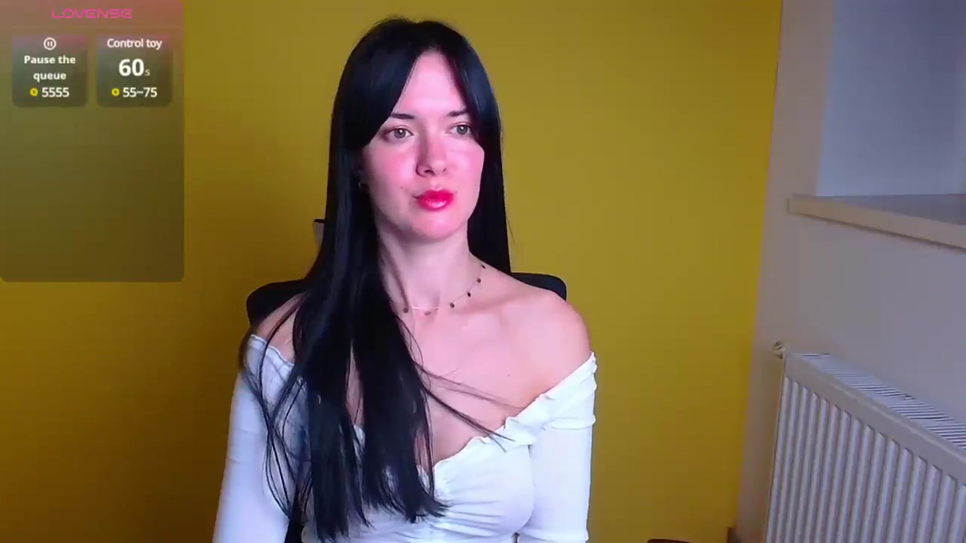 Gallery image thumbnail from Black_Red's myfreecams stream on, 11/16/2024, 09:48 image 10 of 20