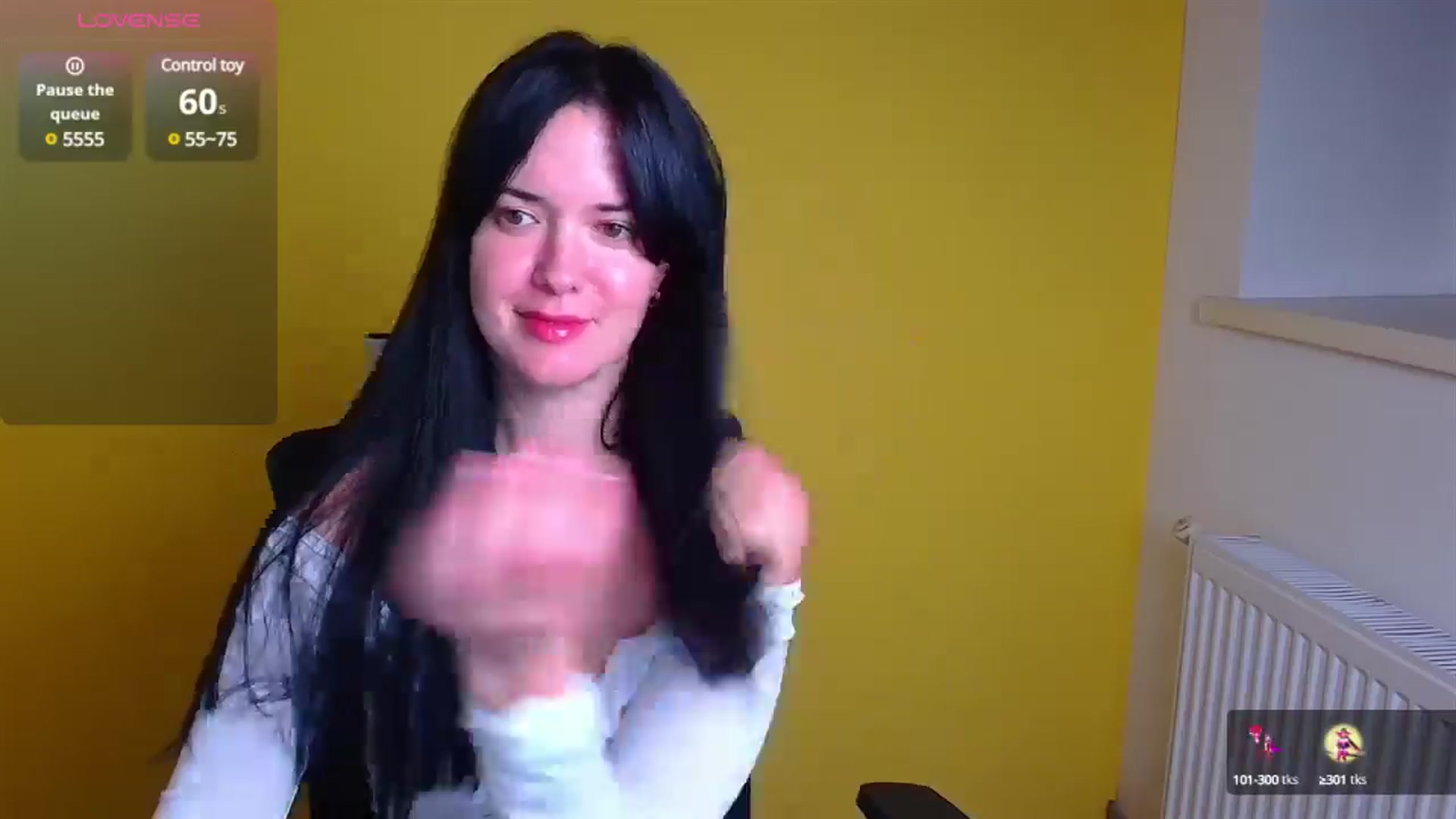 Gallery image thumbnail from Black_Red's myfreecams stream on, 11/16/2024, 11:17 image 4 of 20