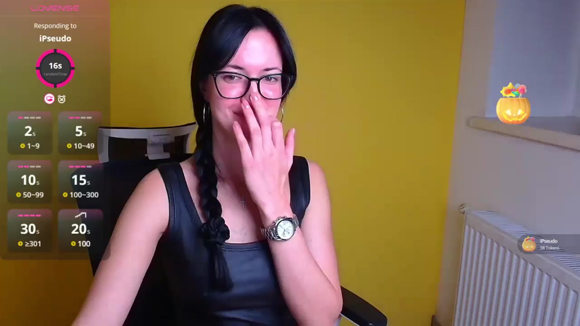 Gallery image thumbnail from Black_Red's myfreecams stream on, 11/17/2024, 08:17 image 10 of 20