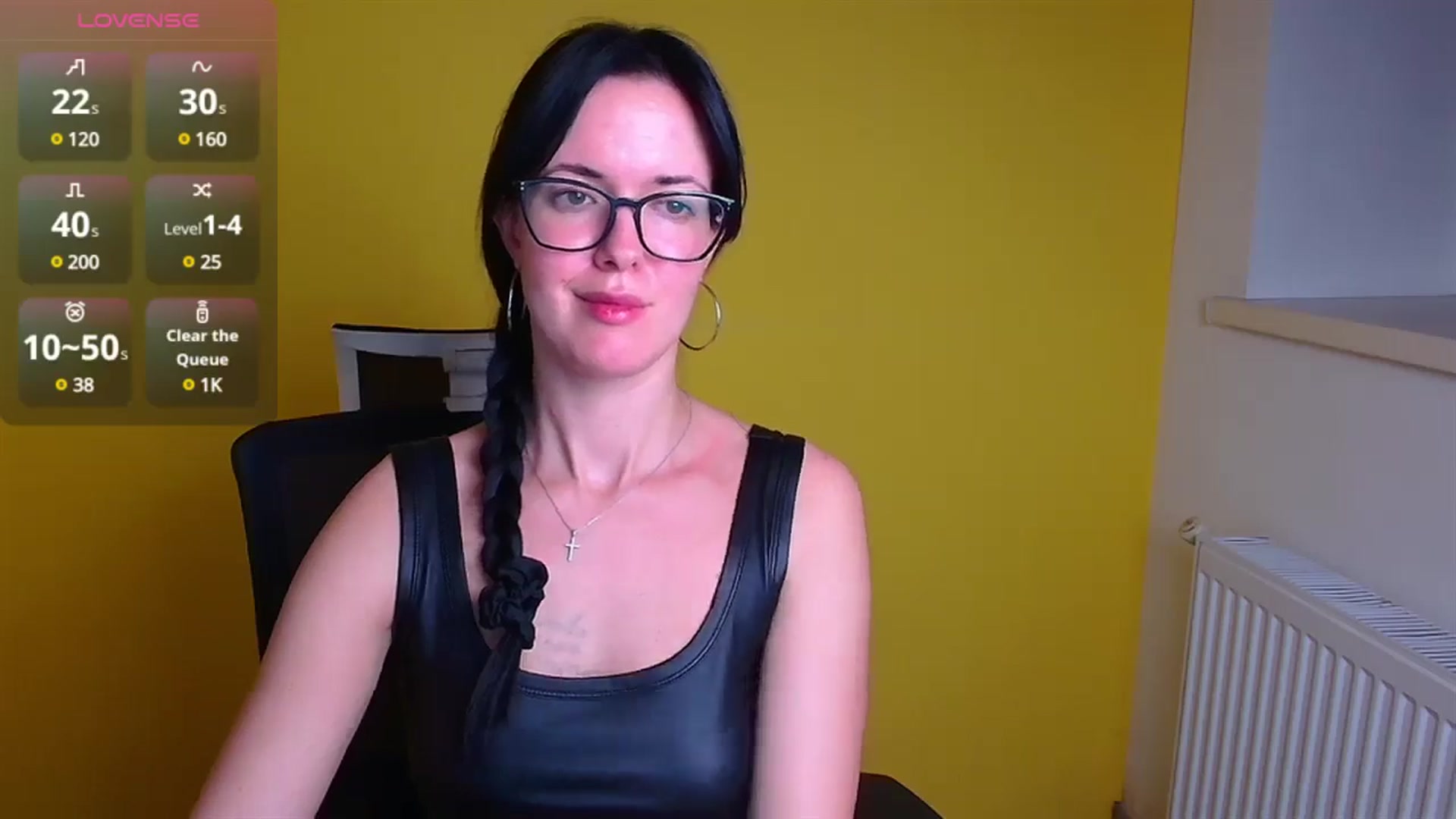 Gallery image thumbnail from Black_Red's myfreecams stream on, 11/17/2024, 11:03 image 7 of 20