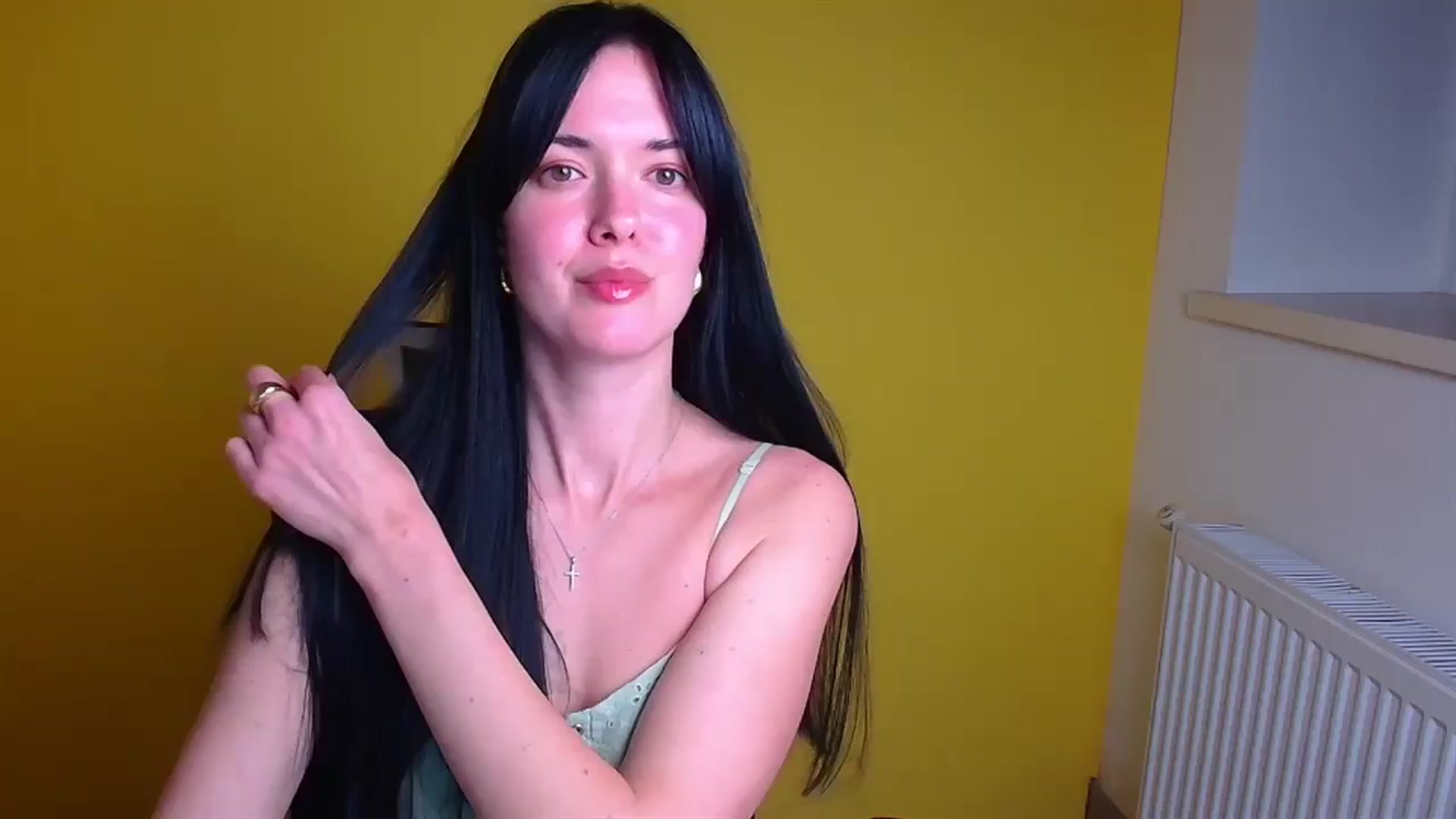 Gallery image thumbnail from Black_Red's myfreecams stream on, 11/18/2024, 19:39 image 1 of 20