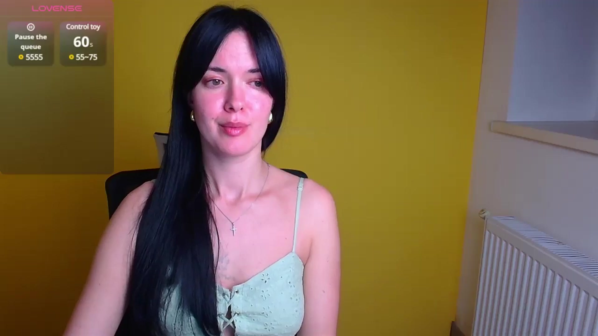 Gallery image thumbnail from Black_Red's myfreecams stream on, 11/18/2024, 20:42 image 4 of 20
