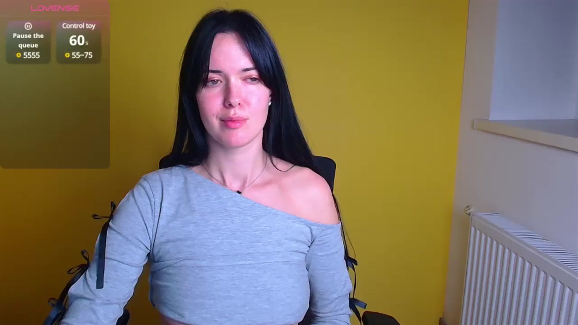 Gallery image thumbnail from Black_Red's myfreecams stream on, 11/23/2024, 10:25 image 13 of 20