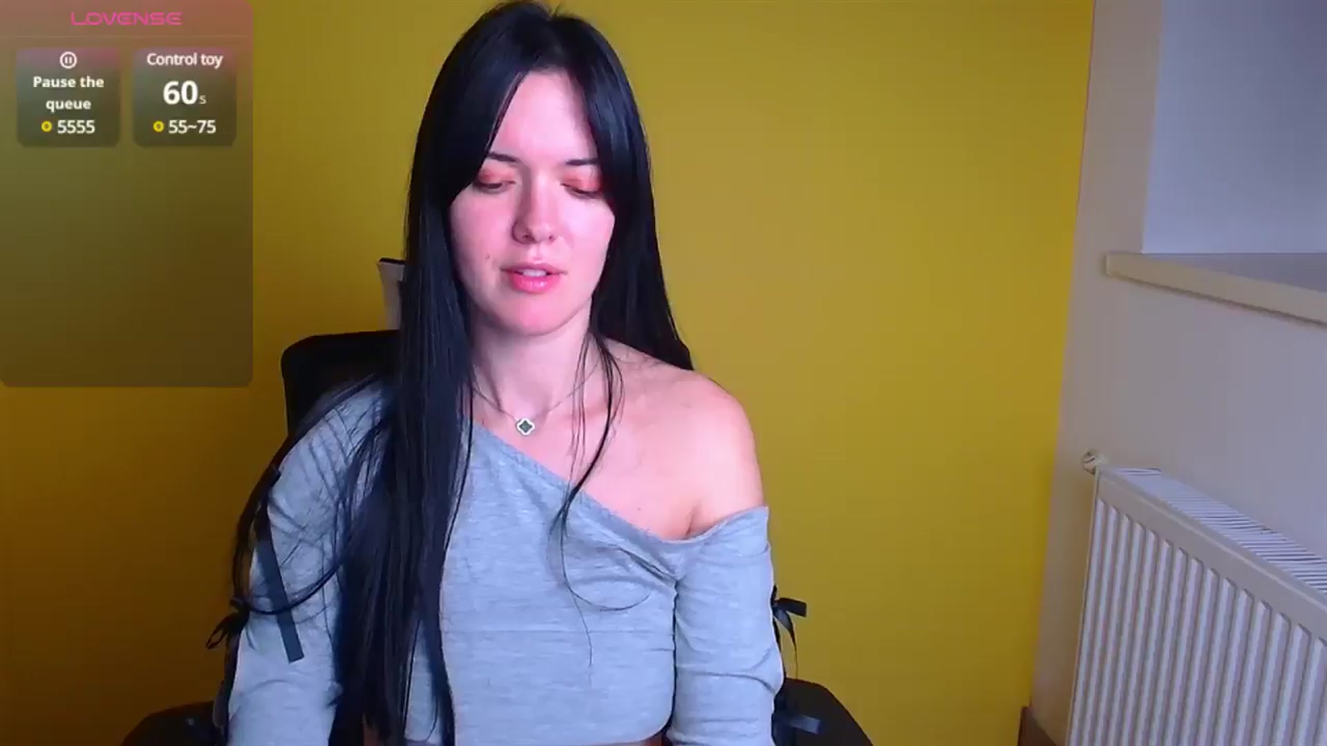Gallery image thumbnail from Black_Red's myfreecams stream on, 11/23/2024, 11:59 image 15 of 20