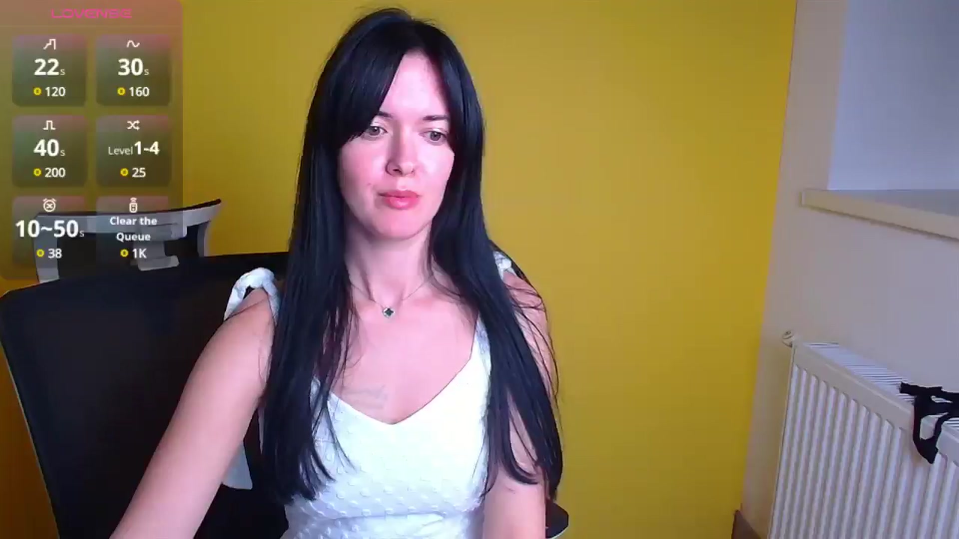 Gallery image thumbnail from Black_Red's myfreecams stream on, 11/25/2024, 21:09 image 17 of 20