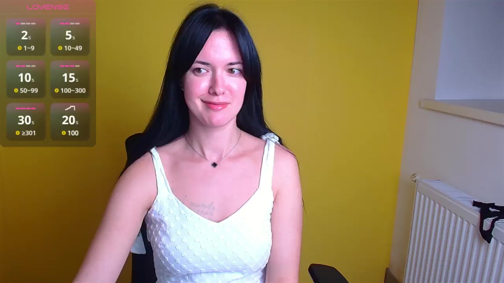 Gallery image thumbnail from Black_Red's myfreecams stream on, 11/25/2024, 21:09 image 13 of 20