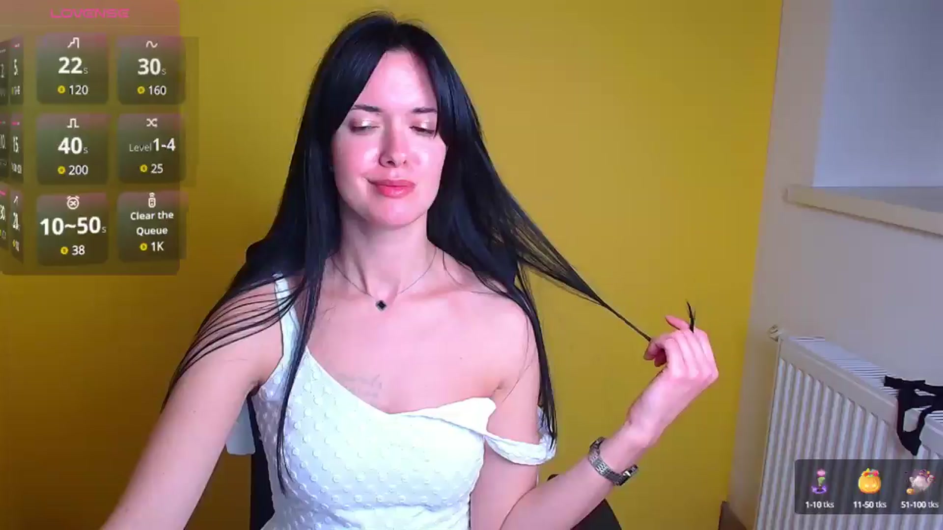 Gallery image thumbnail from Black_Red's myfreecams stream on, 11/25/2024, 21:09 image 10 of 20