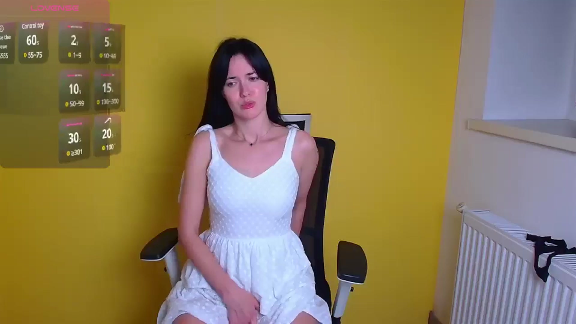 Gallery image thumbnail from Black_Red's myfreecams stream on, 11/25/2024, 22:13 image 9 of 20