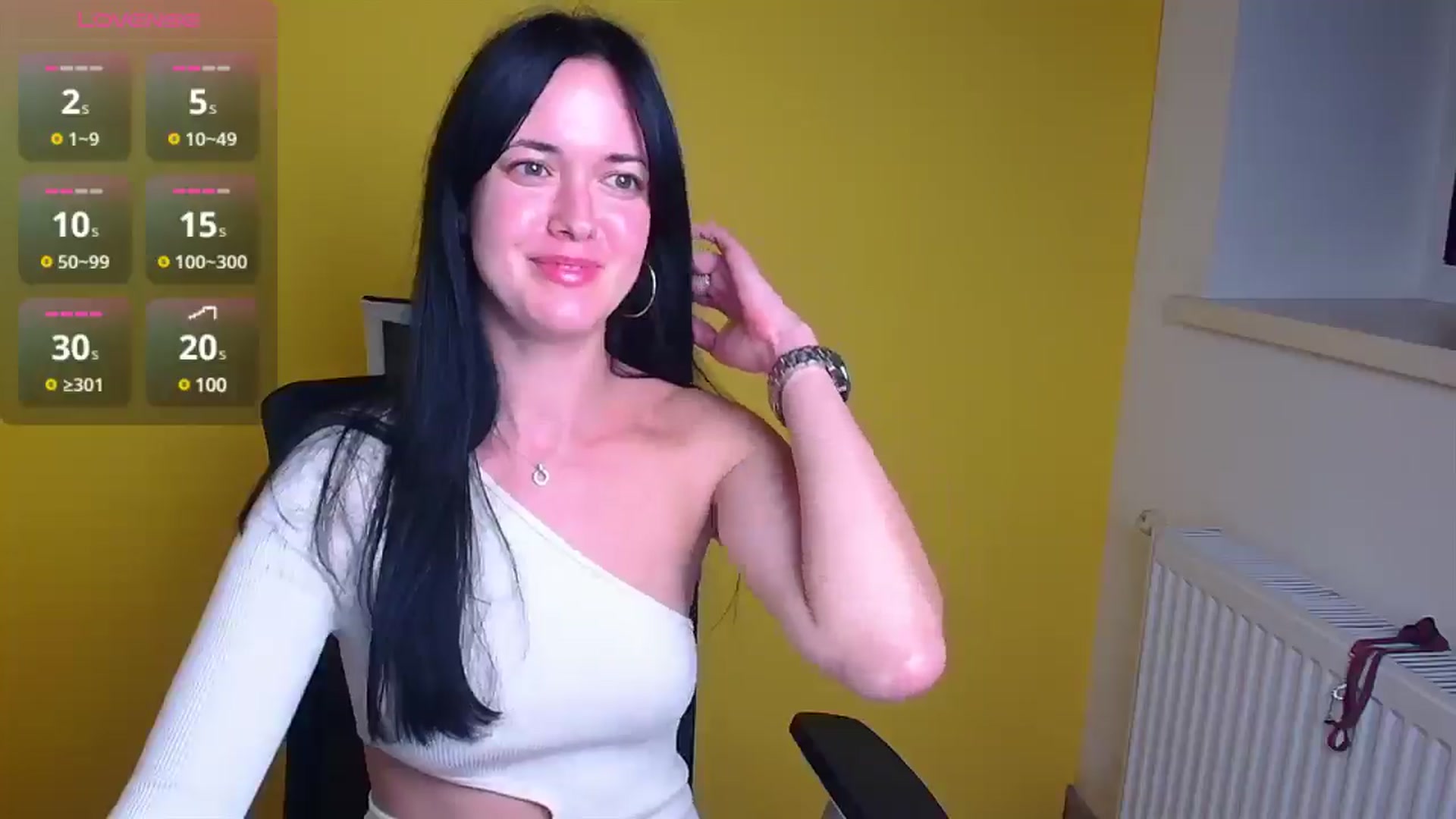Gallery image thumbnail from Black_Red's myfreecams stream on, 12/02/2024, 20:09 image 10 of 20