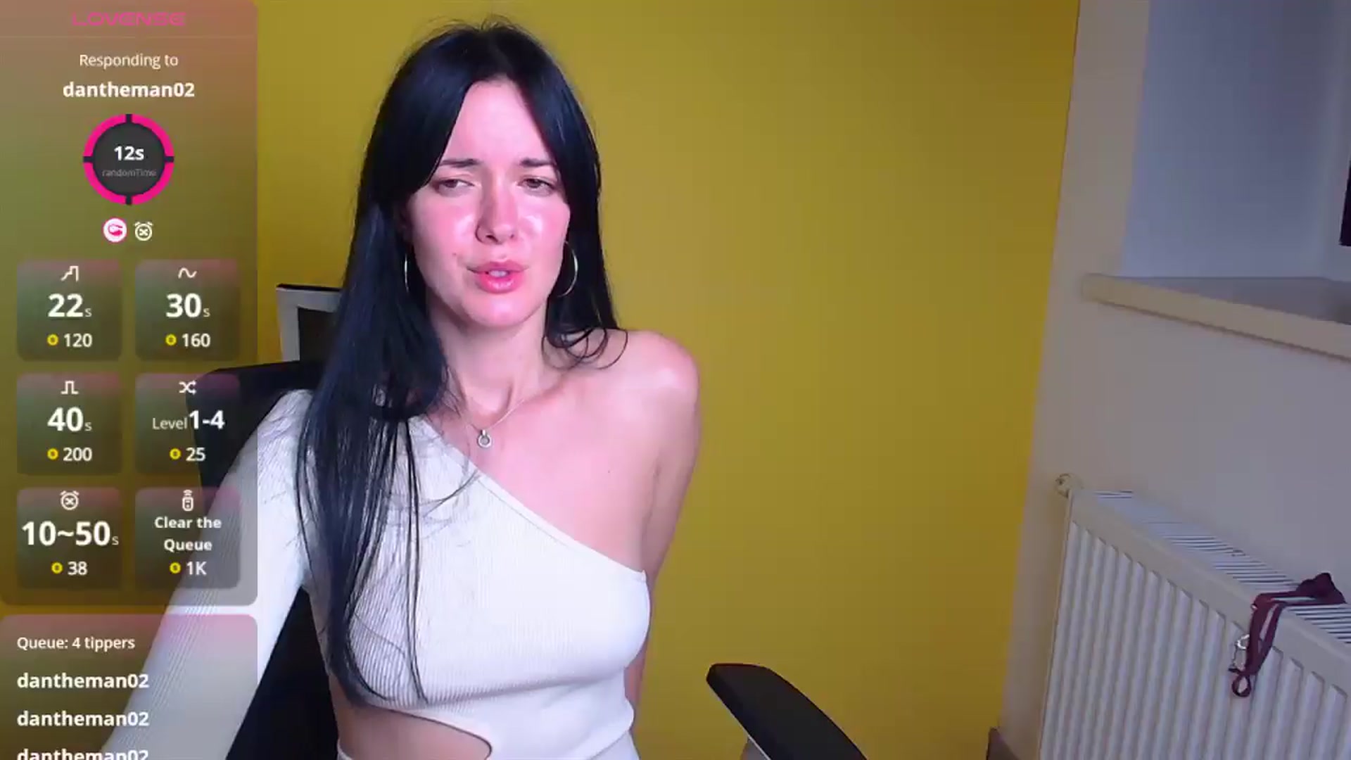 Gallery image thumbnail from Black_Red's myfreecams stream on, 12/02/2024, 20:09 image 8 of 20