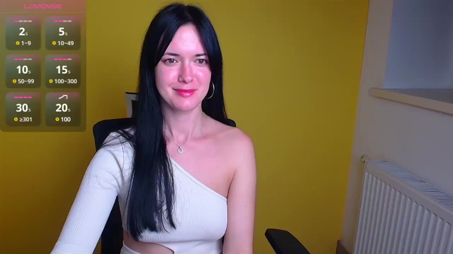Gallery image thumbnail from Black_Red's myfreecams stream on, 12/02/2024, 23:46 image 17 of 20