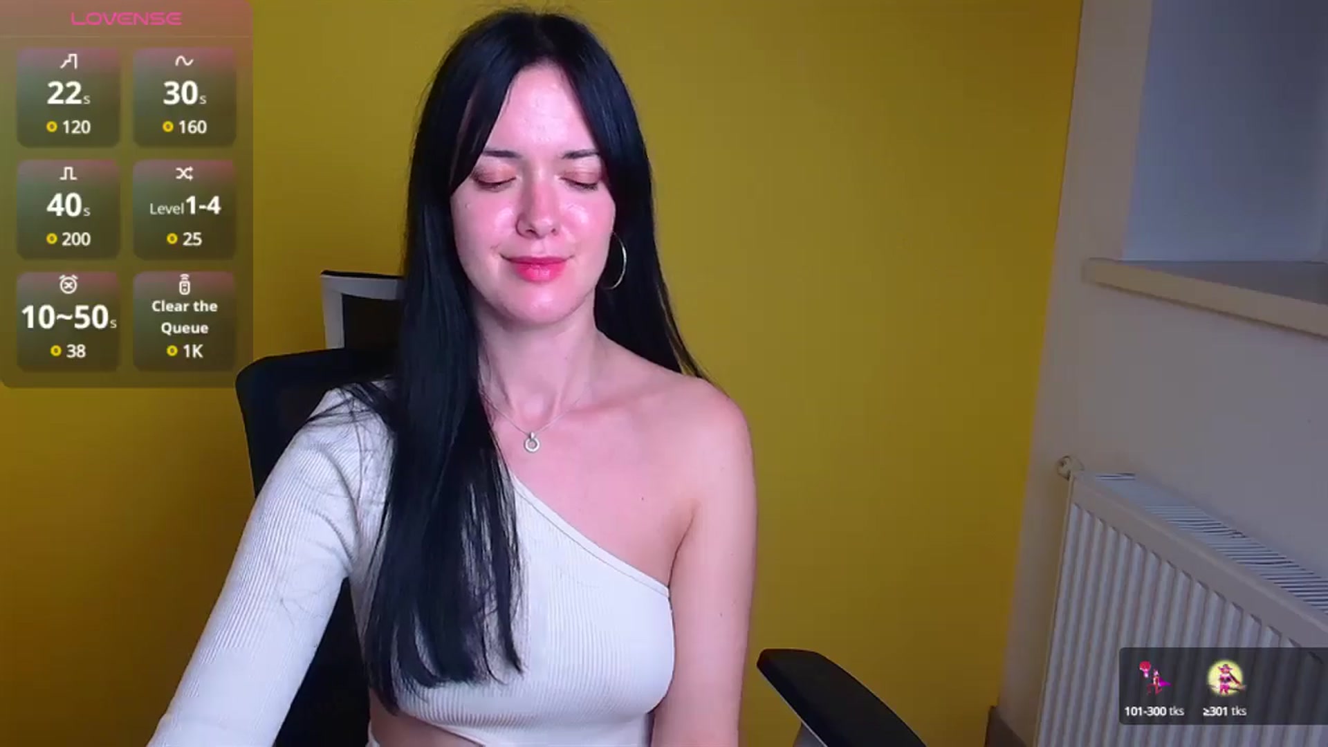 Gallery image thumbnail from Black_Red's myfreecams stream on, 12/02/2024, 23:46 image 11 of 20
