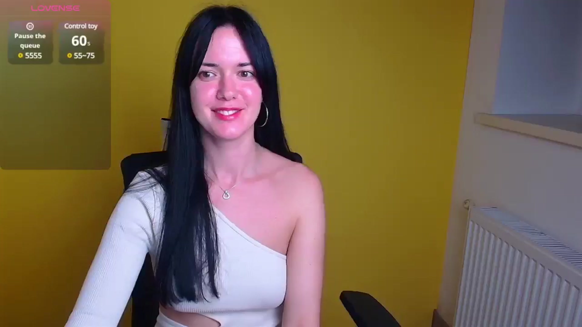 Gallery image thumbnail from Black_Red's myfreecams stream on, 12/02/2024, 23:46 image 14 of 20