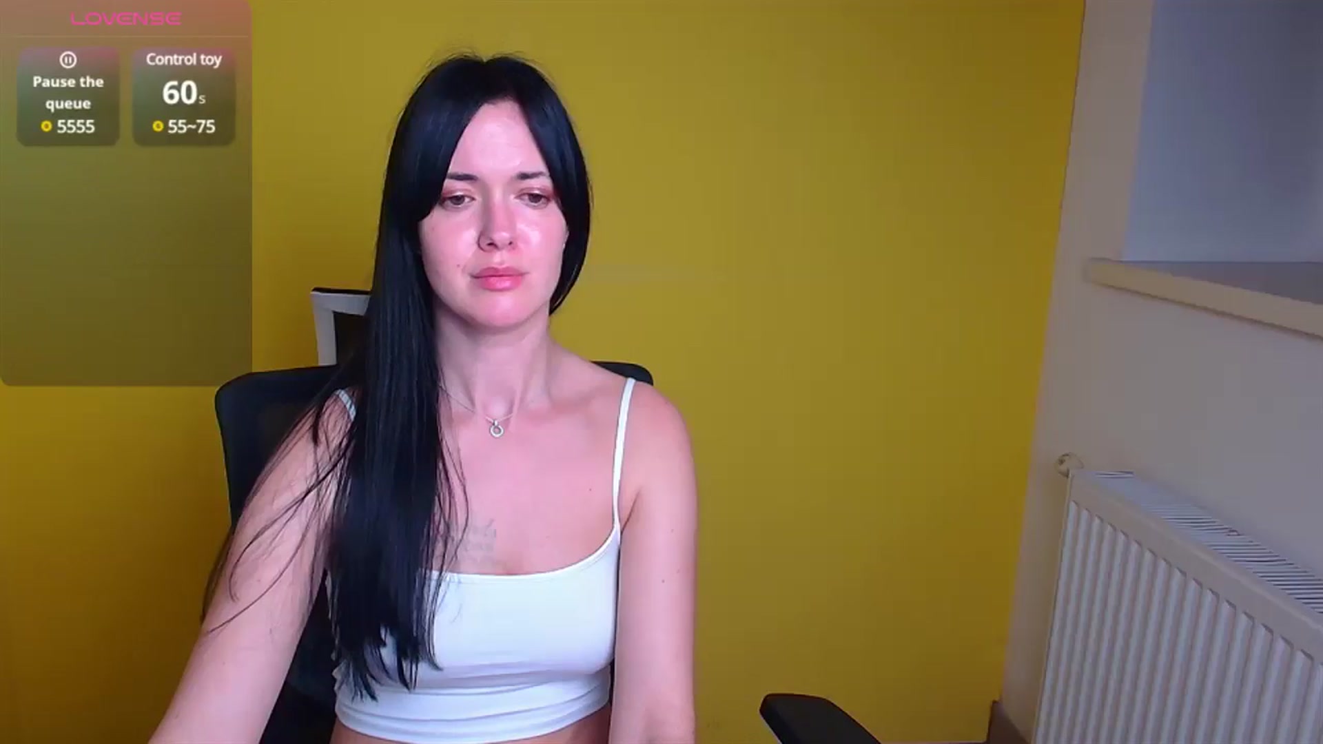 Gallery image thumbnail from Black_Red's myfreecams stream on, 12/05/2024, 24:25 image 18 of 20