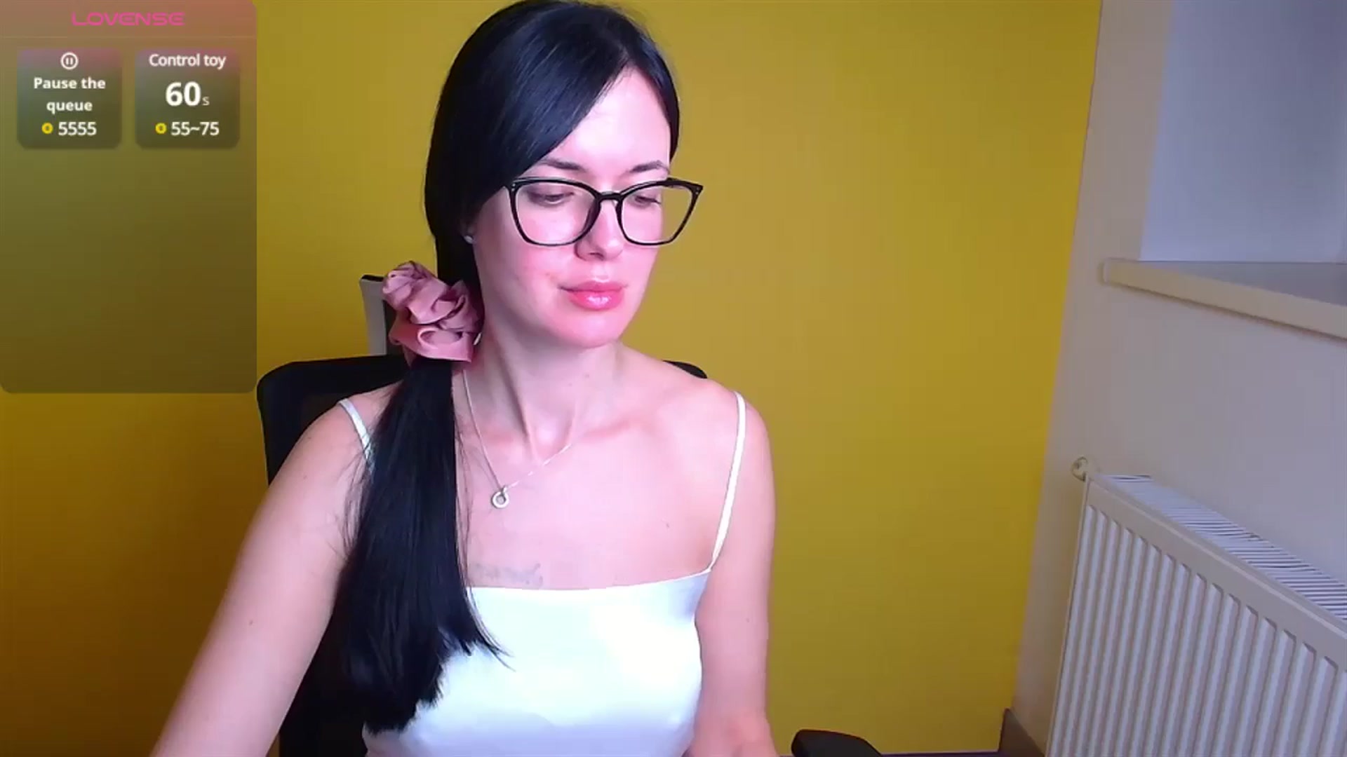 Gallery image thumbnail from Black_Red's myfreecams stream on, 12/07/2024, 10:30 image 7 of 20