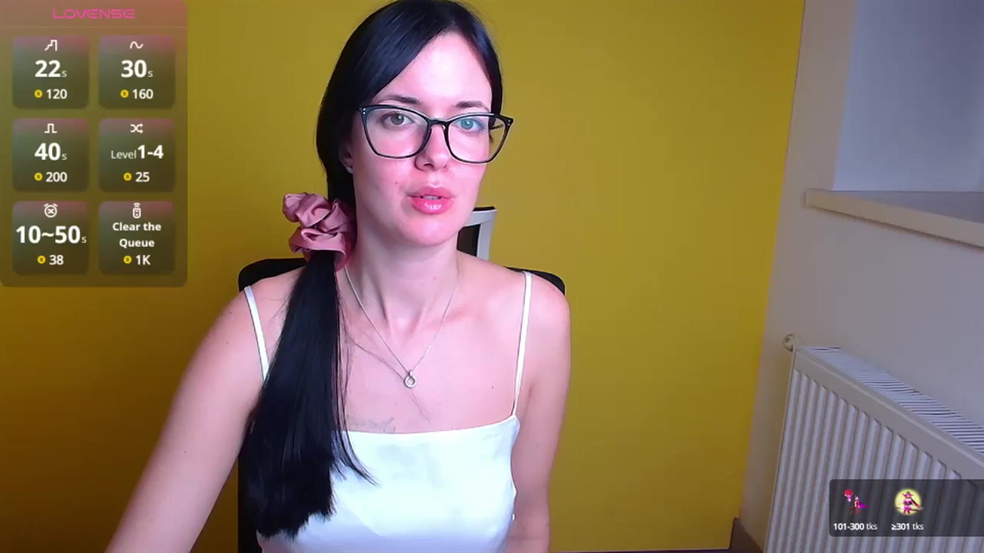 Gallery image thumbnail from Black_Red's myfreecams stream on, 12/07/2024, 10:30 image 10 of 20