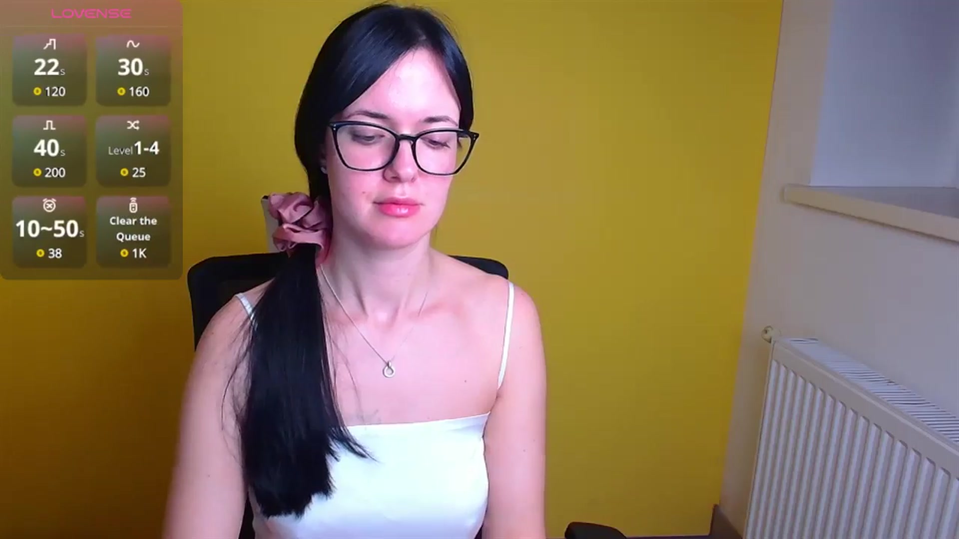 Gallery image thumbnail from Black_Red's myfreecams stream on, 12/07/2024, 10:30 image 16 of 20