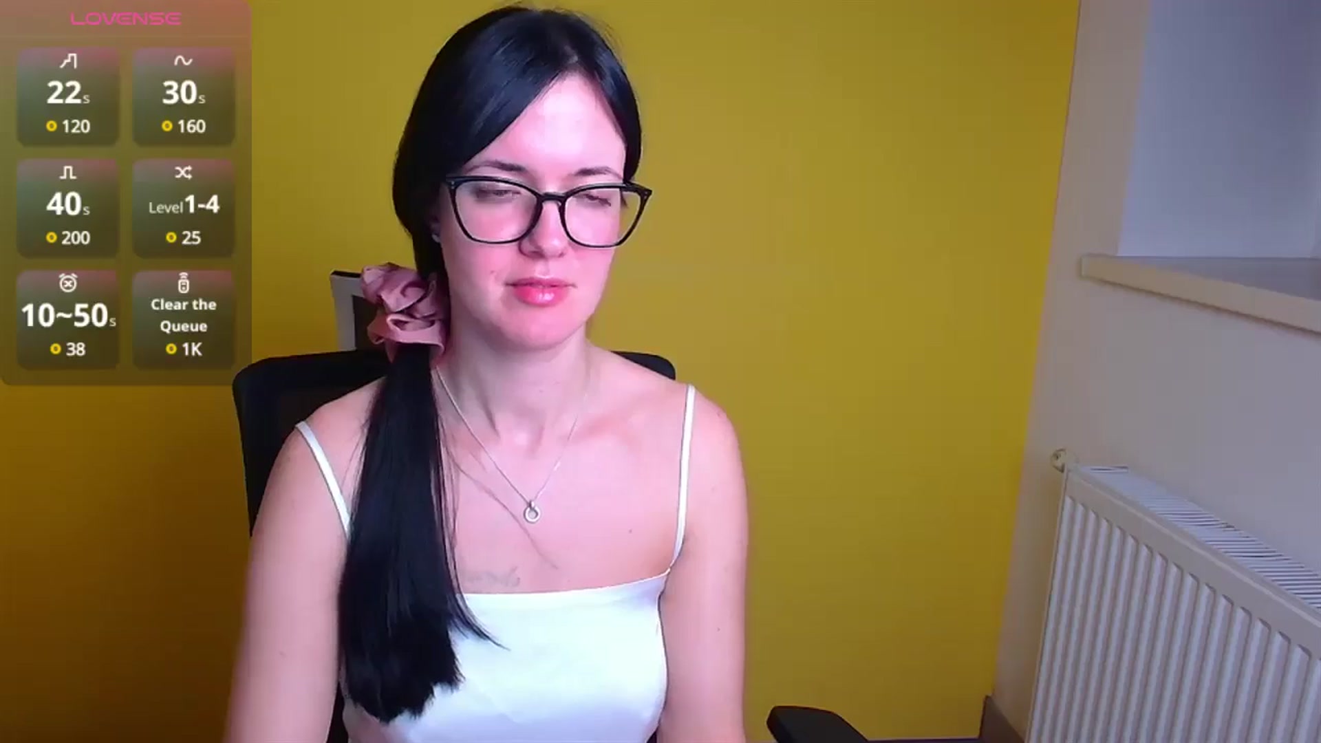 Gallery image thumbnail from Black_Red's myfreecams stream on, 12/07/2024, 10:30 image 11 of 20
