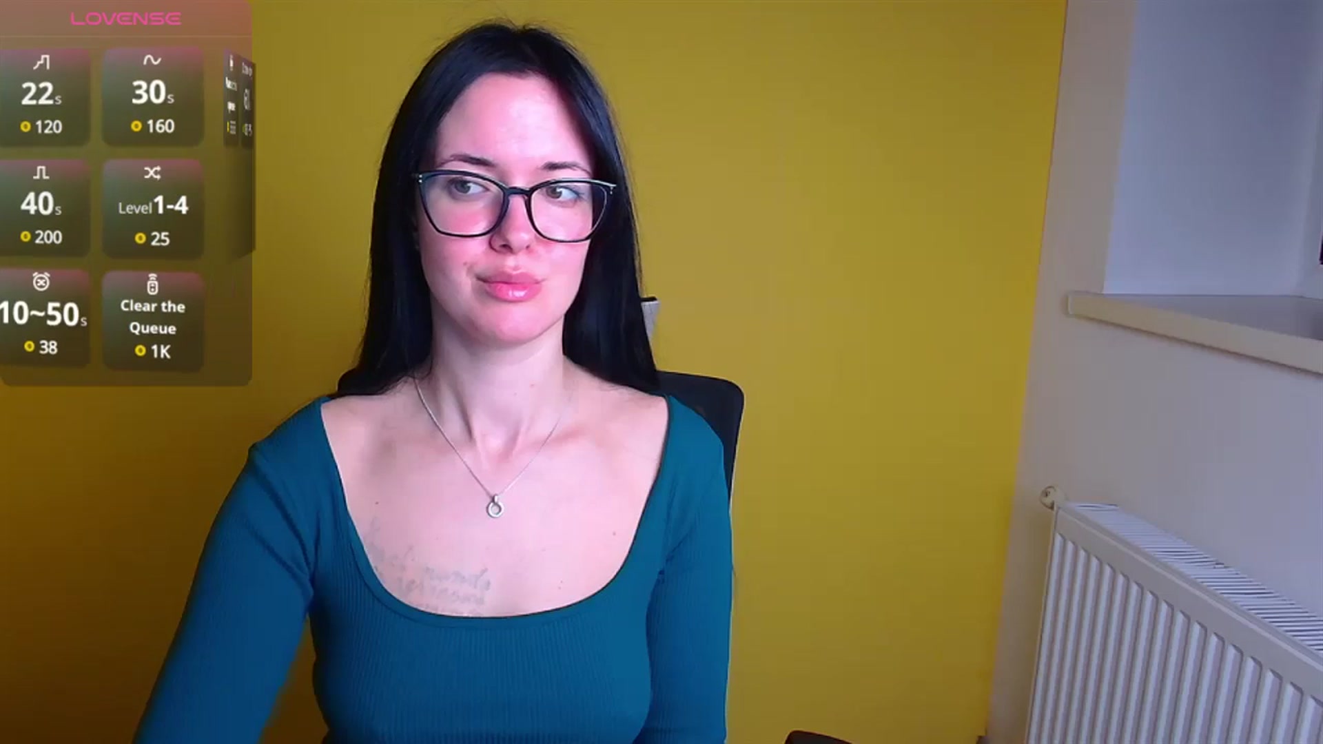 Gallery image thumbnail from Black_Red's myfreecams stream on, 12/08/2024, 09:23 image 4 of 20