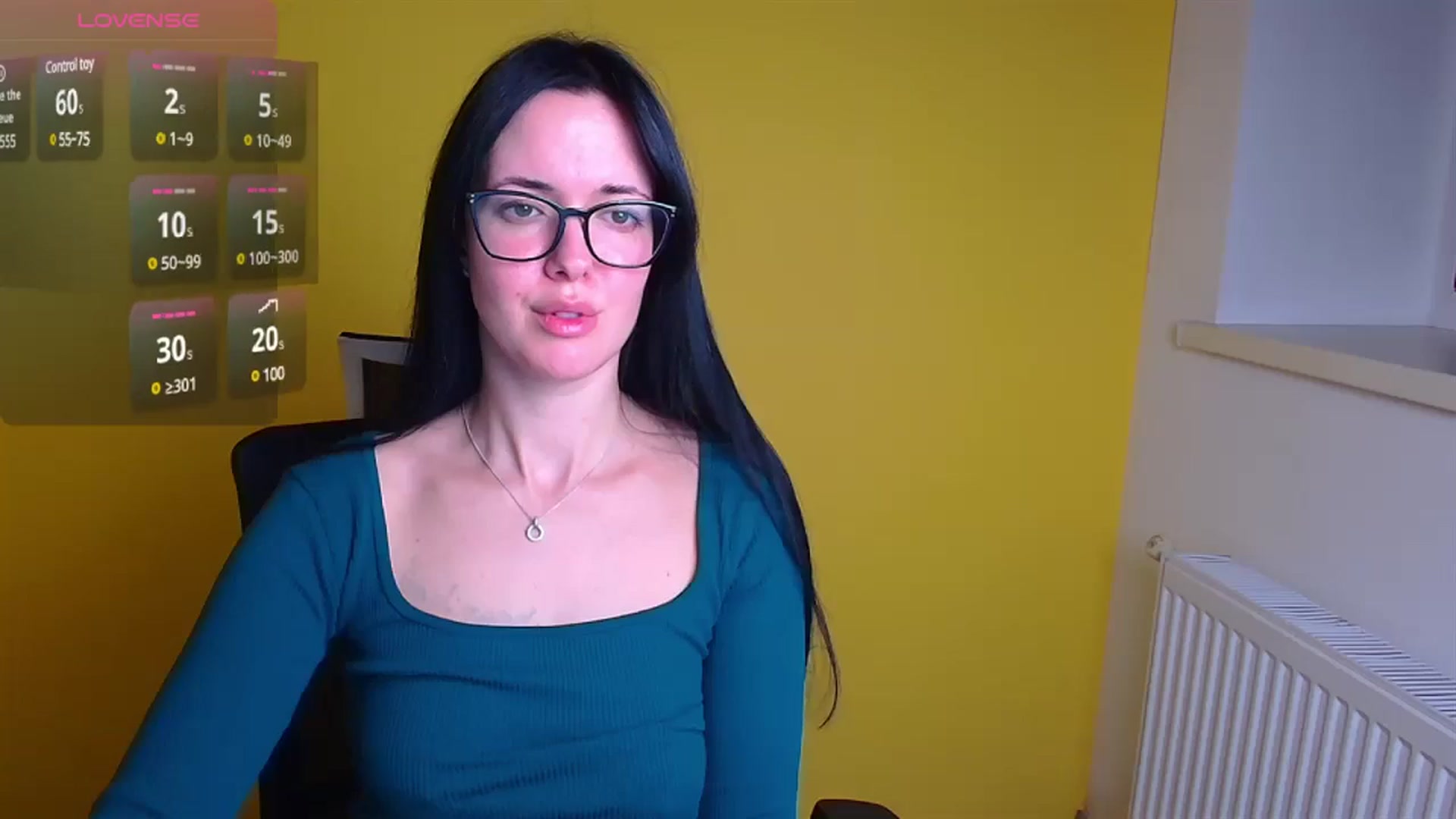 Gallery image thumbnail from Black_Red's myfreecams stream on, 12/08/2024, 09:23 image 17 of 20