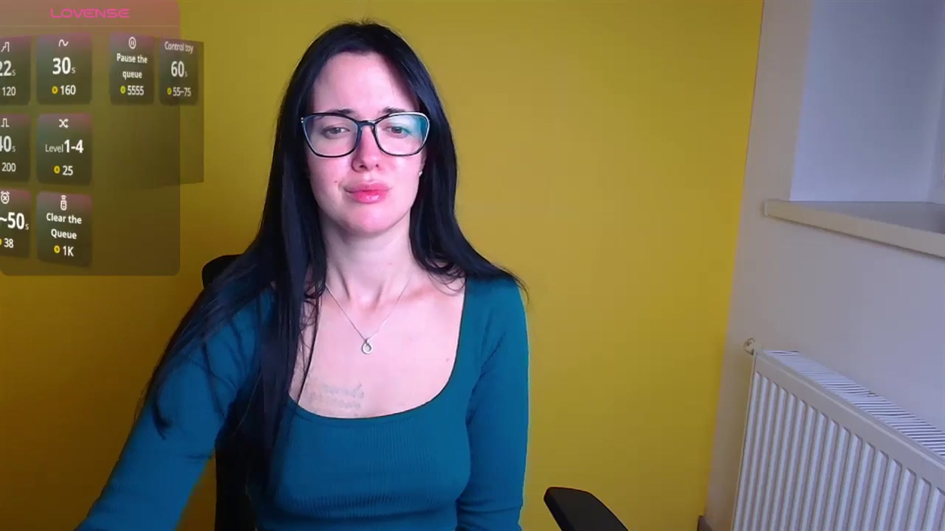 Gallery image thumbnail from Black_Red's myfreecams stream on, 12/08/2024, 11:28 image 3 of 20