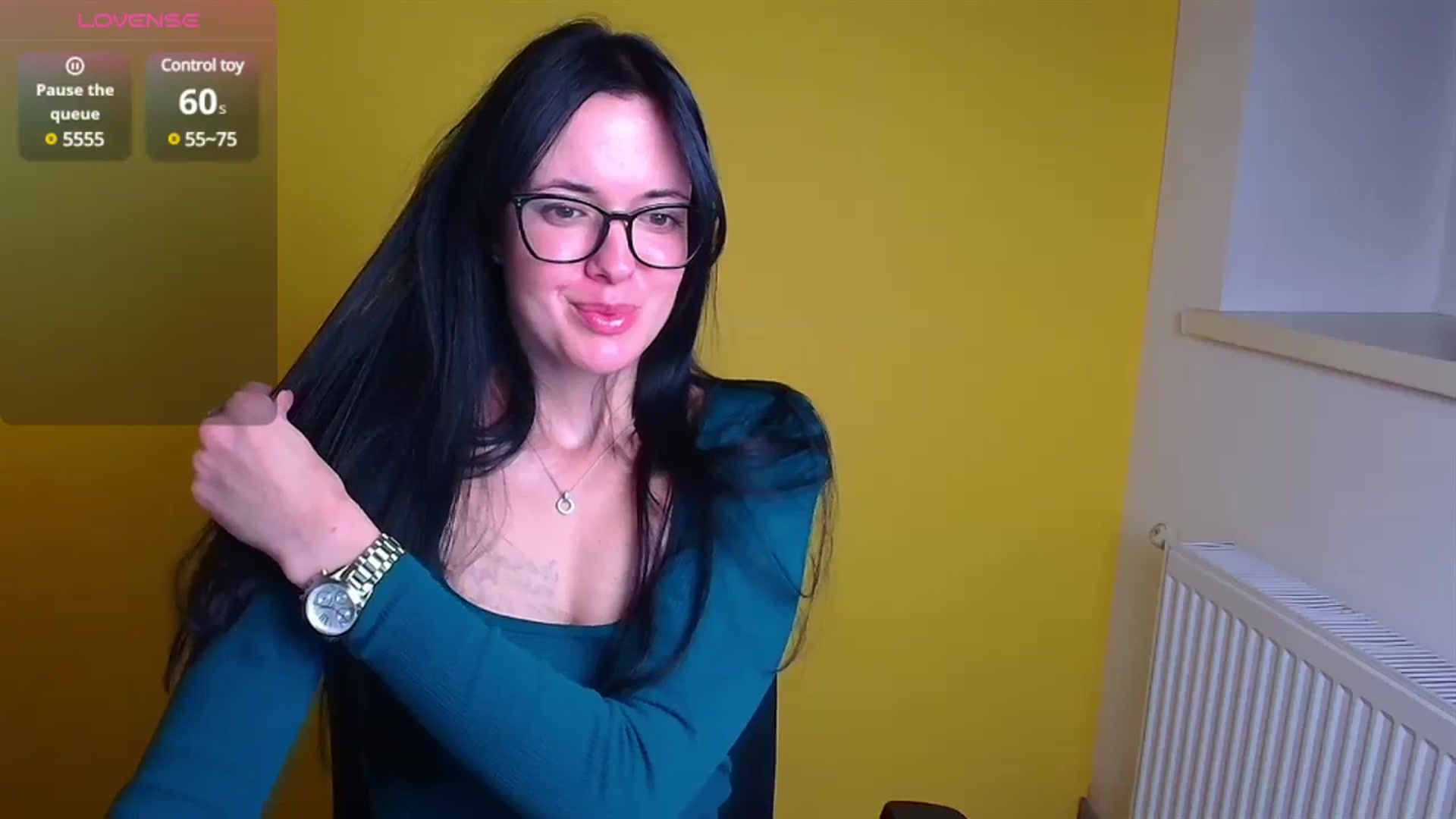 Gallery image thumbnail from Black_Red's myfreecams stream on, 12/08/2024, 11:53 image 8 of 20