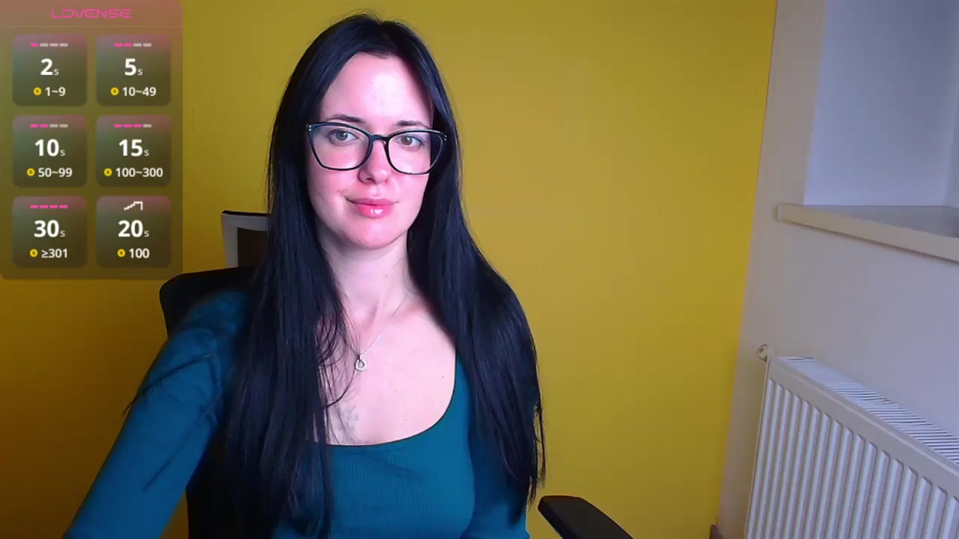 Gallery image thumbnail from Black_Red's myfreecams stream on, 12/08/2024, 11:53 image 19 of 20