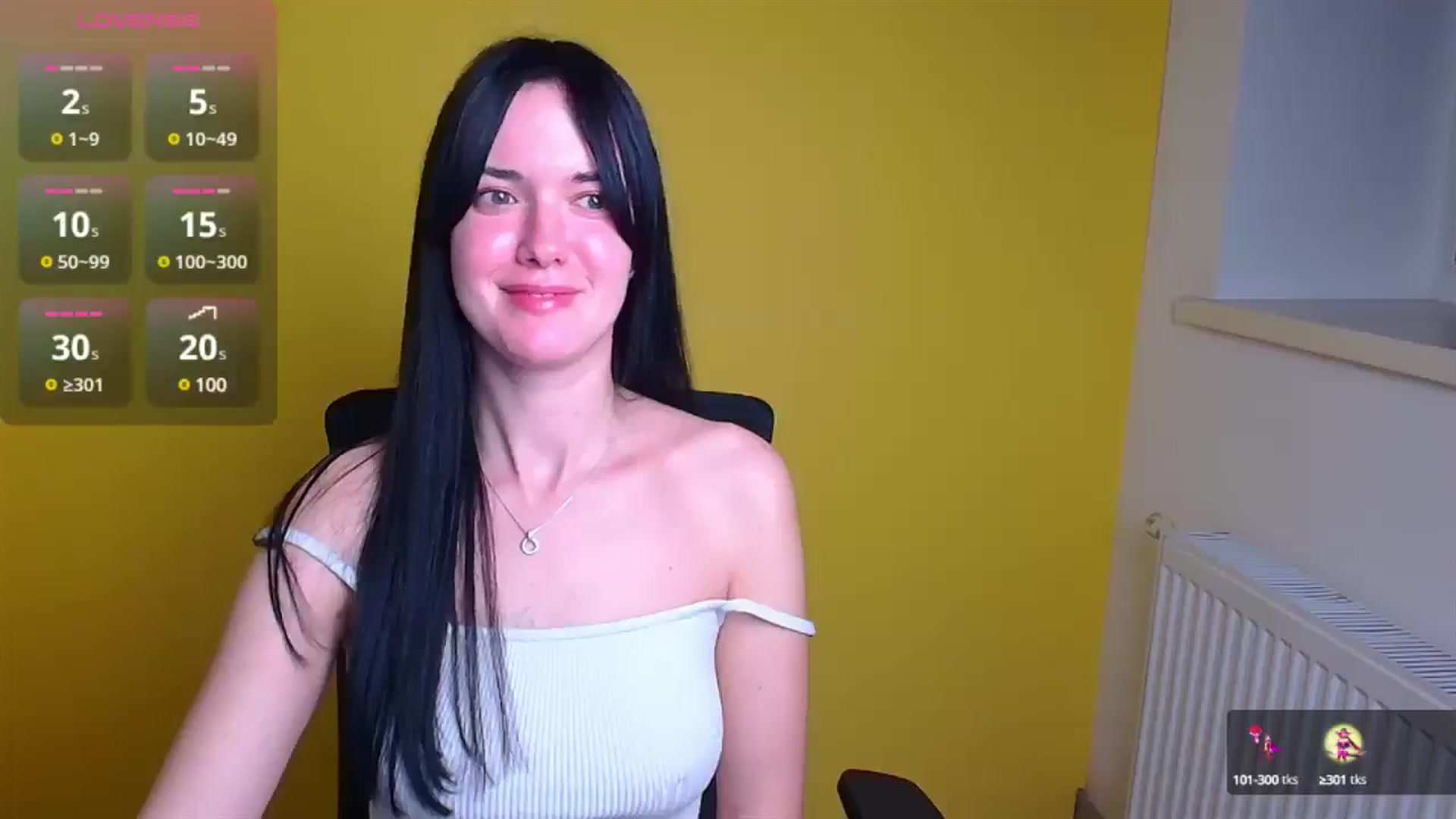 Gallery image thumbnail from Black_Red's myfreecams stream on, 12/09/2024, 20:35 image 13 of 20