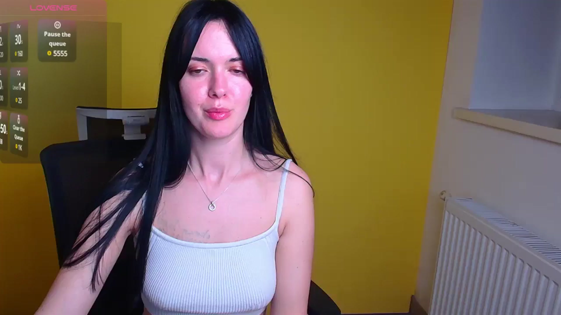 Gallery image thumbnail from Black_Red's myfreecams stream on, 12/09/2024, 21:17 image 11 of 20