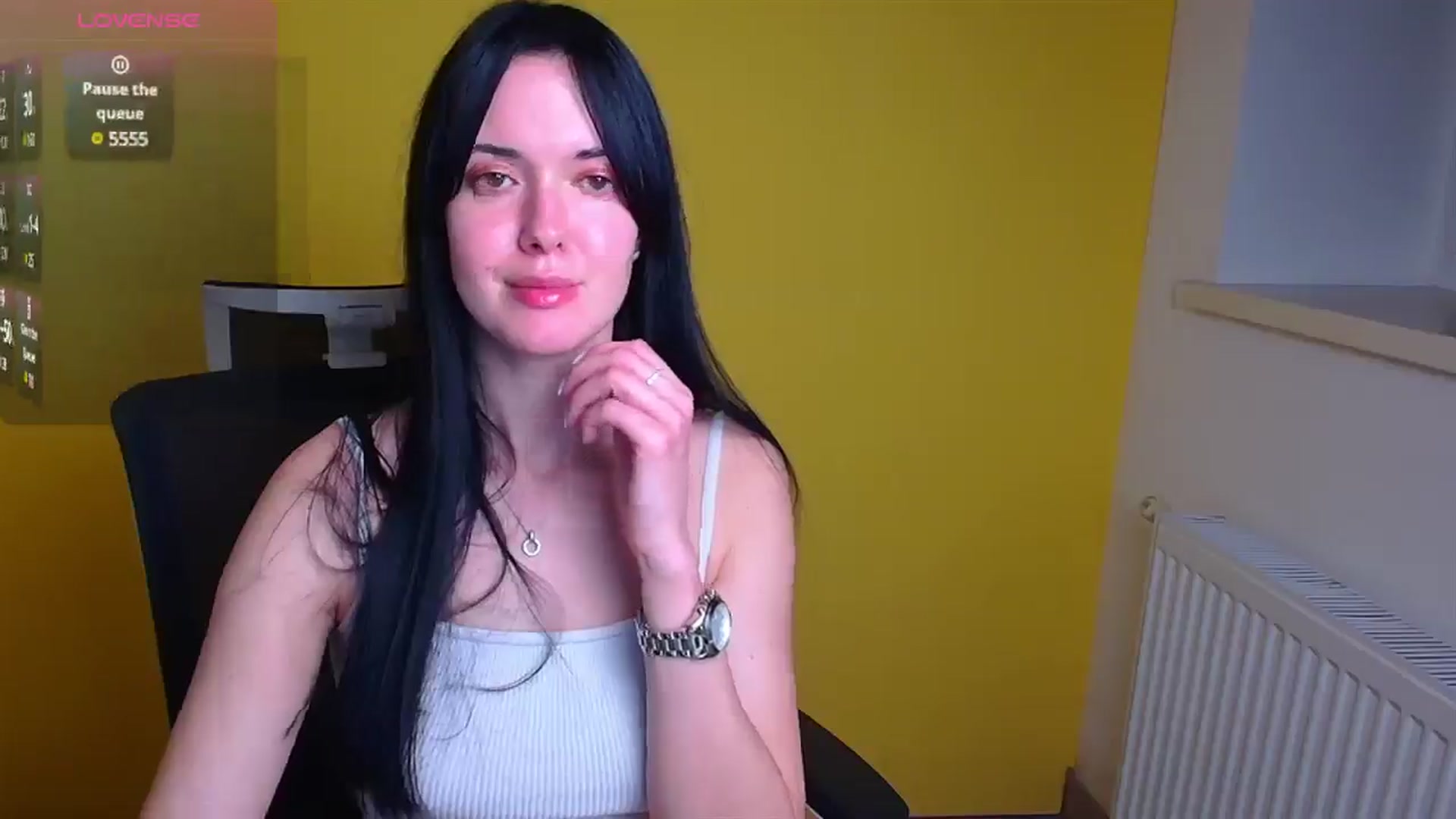 Gallery image thumbnail from Black_Red's myfreecams stream on, 12/09/2024, 21:59 image 14 of 20