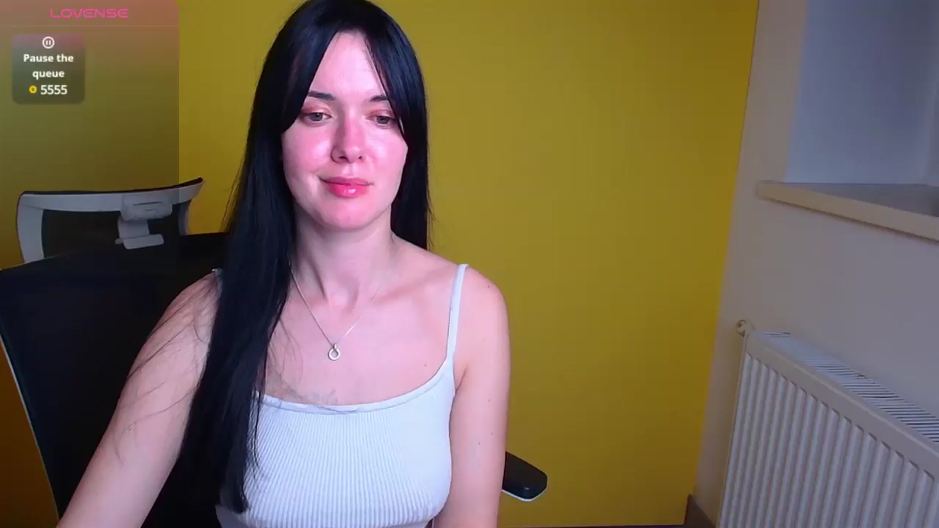 Gallery image thumbnail from Black_Red's myfreecams stream on, 12/09/2024, 21:59 image 4 of 20