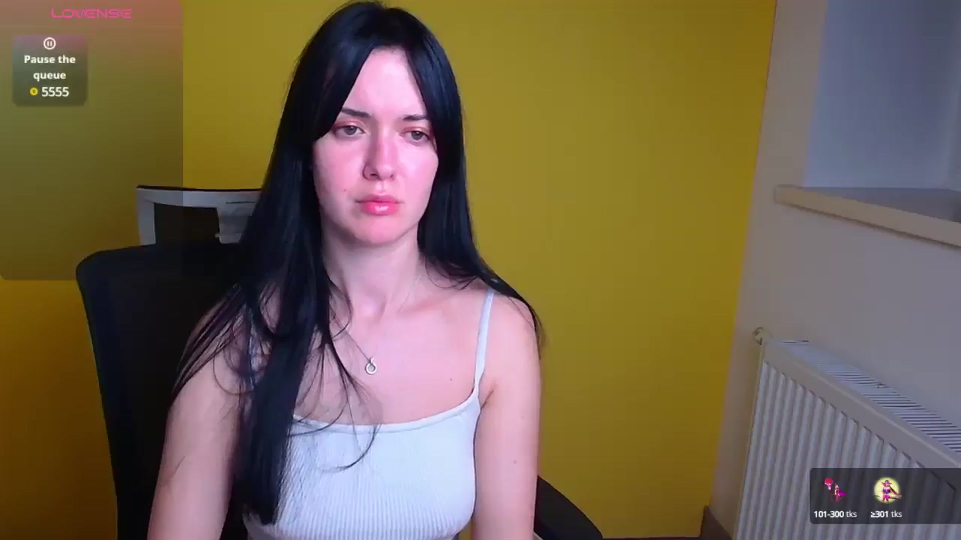 Gallery image thumbnail from Black_Red's myfreecams stream on, 12/09/2024, 21:59 image 18 of 20