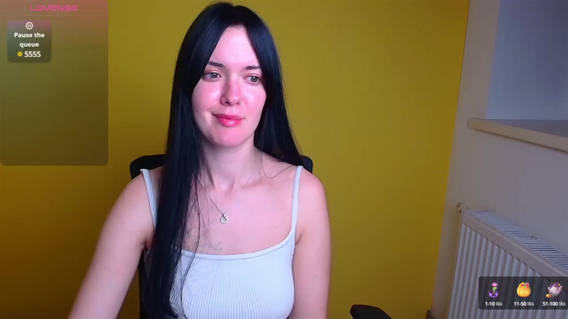 Gallery image thumbnail from Black_Red's myfreecams stream on, 12/10/2024, 01:36 image 6 of 20