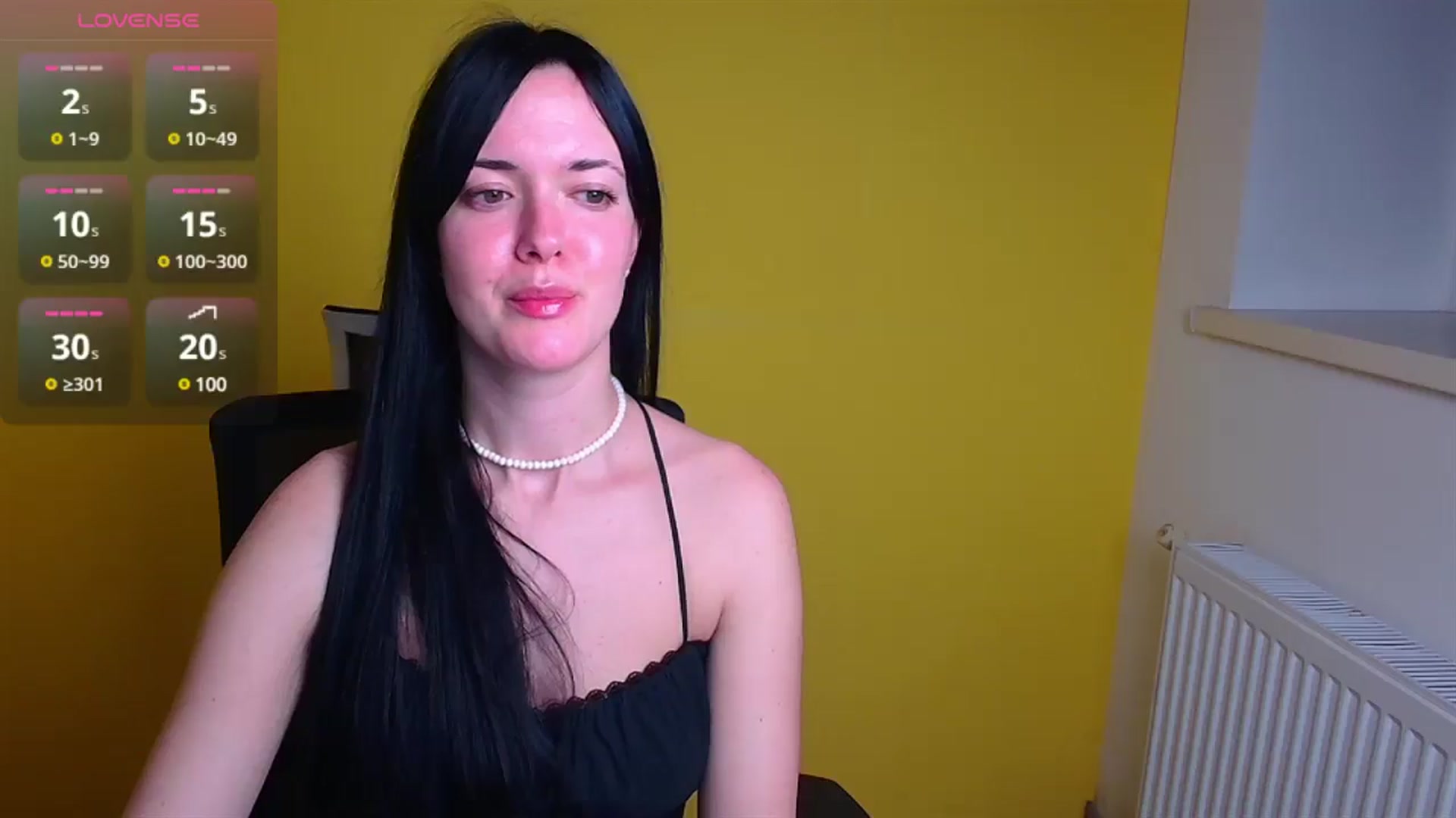 Gallery image thumbnail from Black_Red's myfreecams stream on, 12/11/2024, 23:41 image 8 of 20