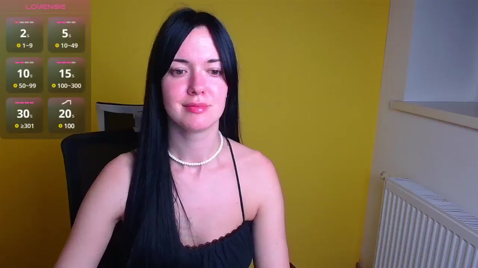 Gallery image thumbnail from Black_Red's myfreecams stream on, 12/11/2024, 23:41 image 11 of 20