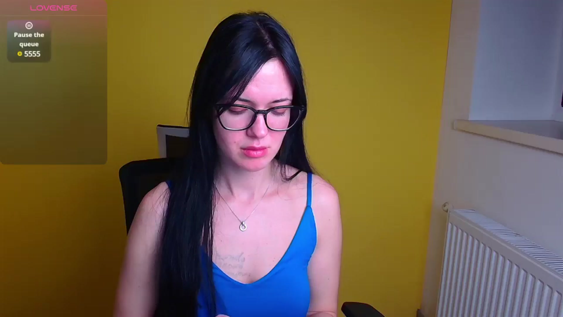 Gallery image thumbnail from Black_Red's myfreecams stream on, 12/14/2024, 11:15 image 5 of 20