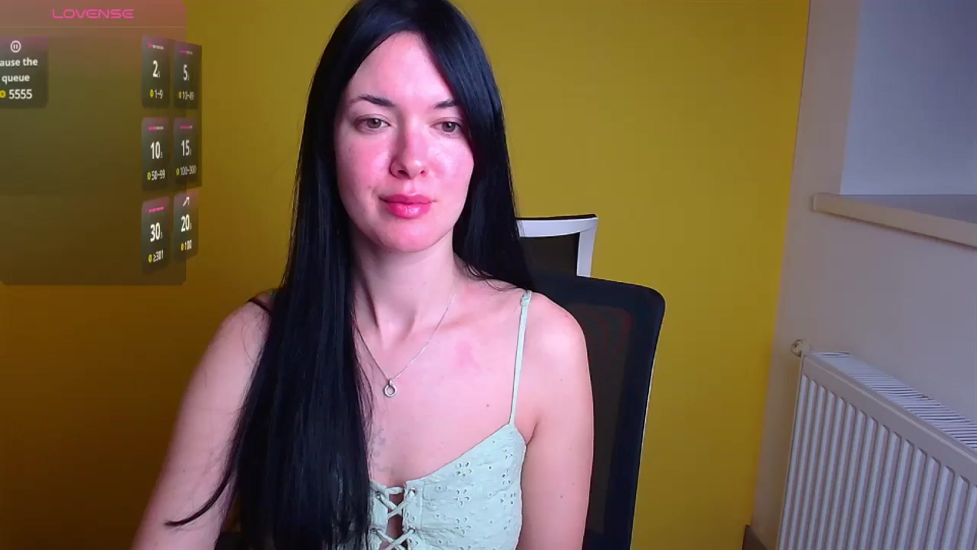 Gallery image thumbnail from Black_Red's myfreecams stream on, 12/15/2024, 08:51 image 5 of 20