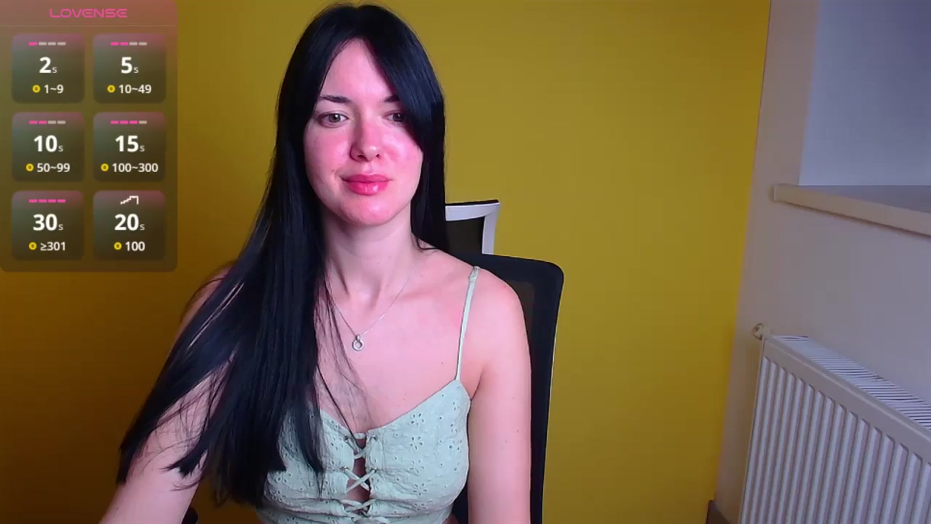 Gallery image thumbnail from Black_Red's myfreecams stream on, 12/15/2024, 08:51 image 13 of 20