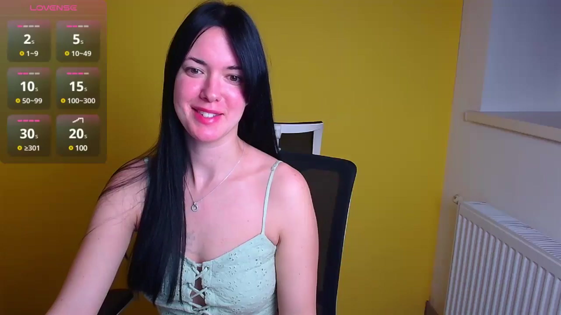 Gallery image thumbnail from Black_Red's myfreecams stream on, 12/15/2024, 08:51 image 19 of 20