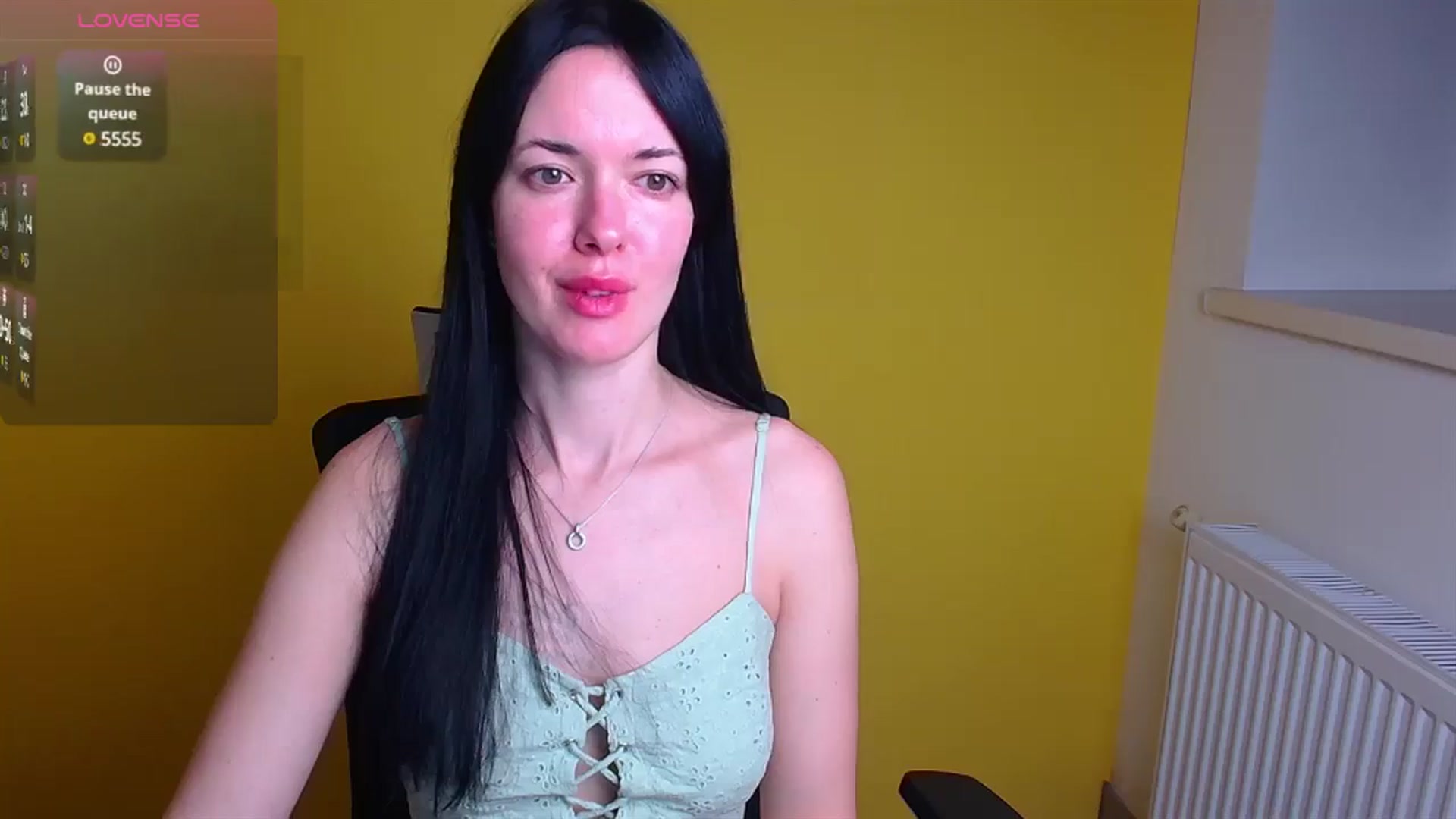 Gallery image thumbnail from Black_Red's myfreecams stream on, 12/15/2024, 09:30 image 2 of 20