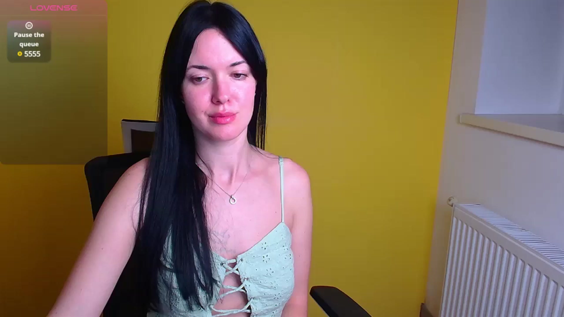Gallery image thumbnail from Black_Red's myfreecams stream on, 12/15/2024, 11:24 image 19 of 20
