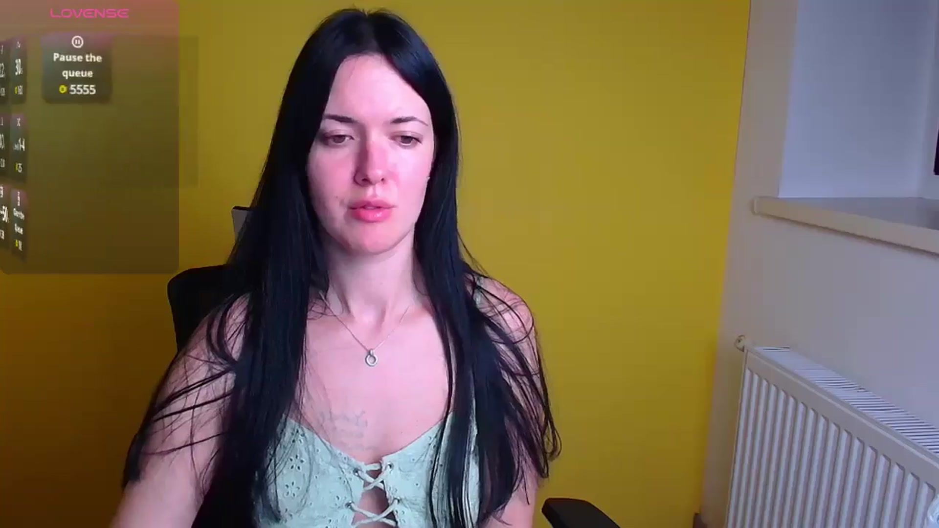 Gallery image thumbnail from Black_Red's myfreecams stream on, 12/15/2024, 12:52 image 18 of 20