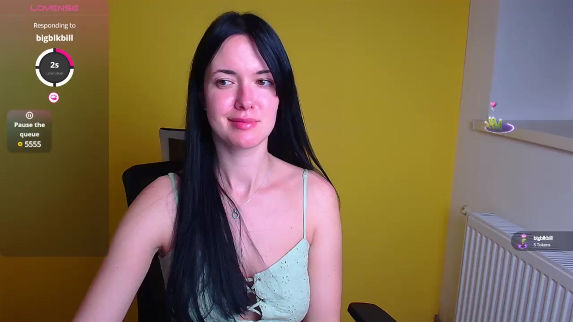 Gallery image thumbnail from Black_Red's myfreecams stream on, 12/15/2024, 12:52 image 3 of 20
