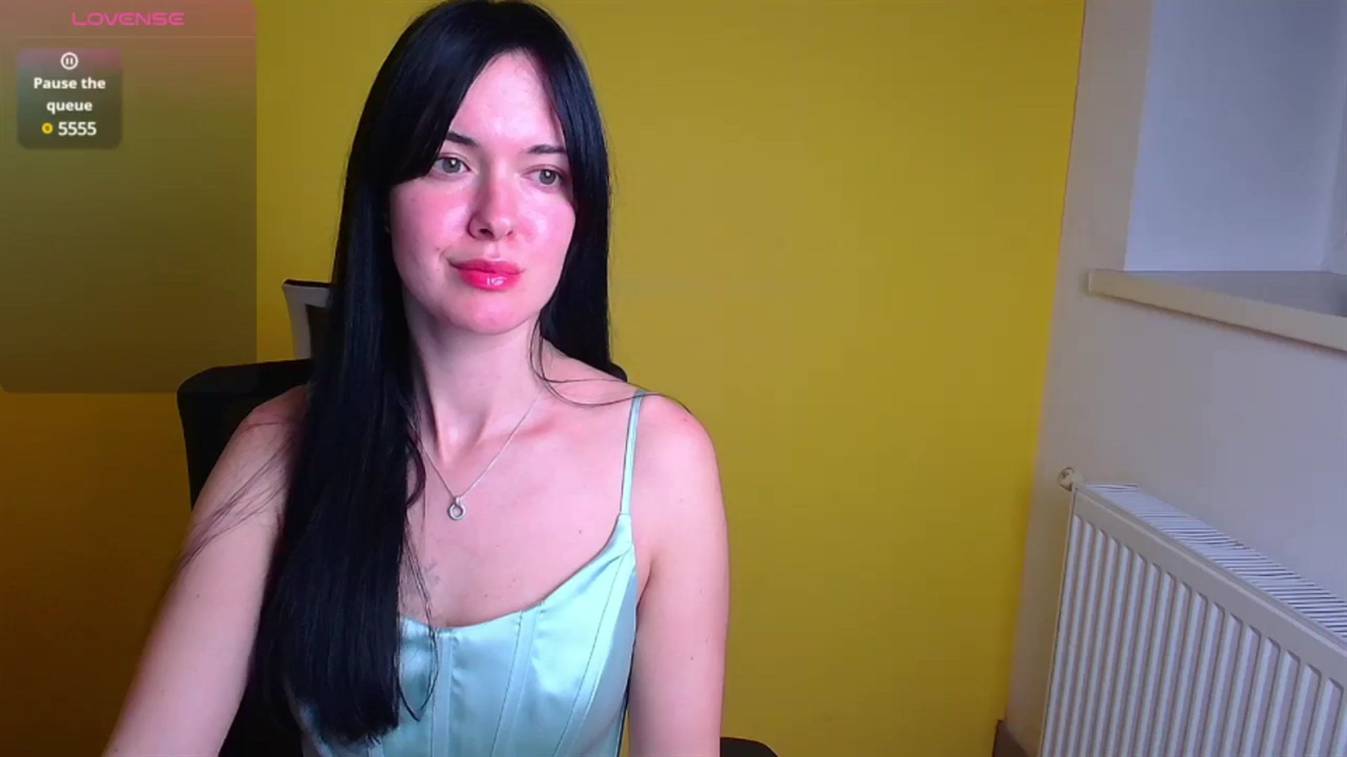 Gallery image thumbnail from Black_Red's myfreecams stream on, 12/16/2024, 19:40 image 2 of 20