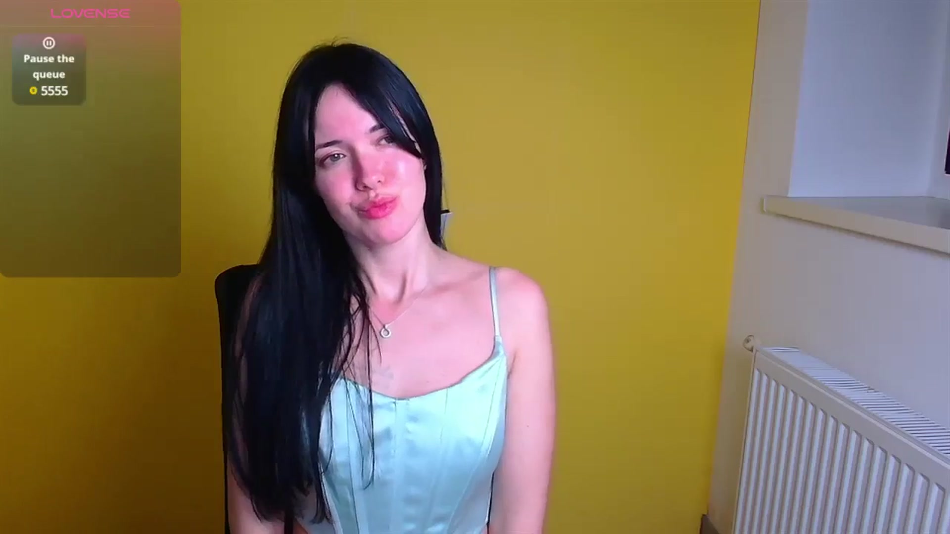 Gallery image thumbnail from Black_Red's myfreecams stream on, 12/17/2024, 24:04 image 11 of 20