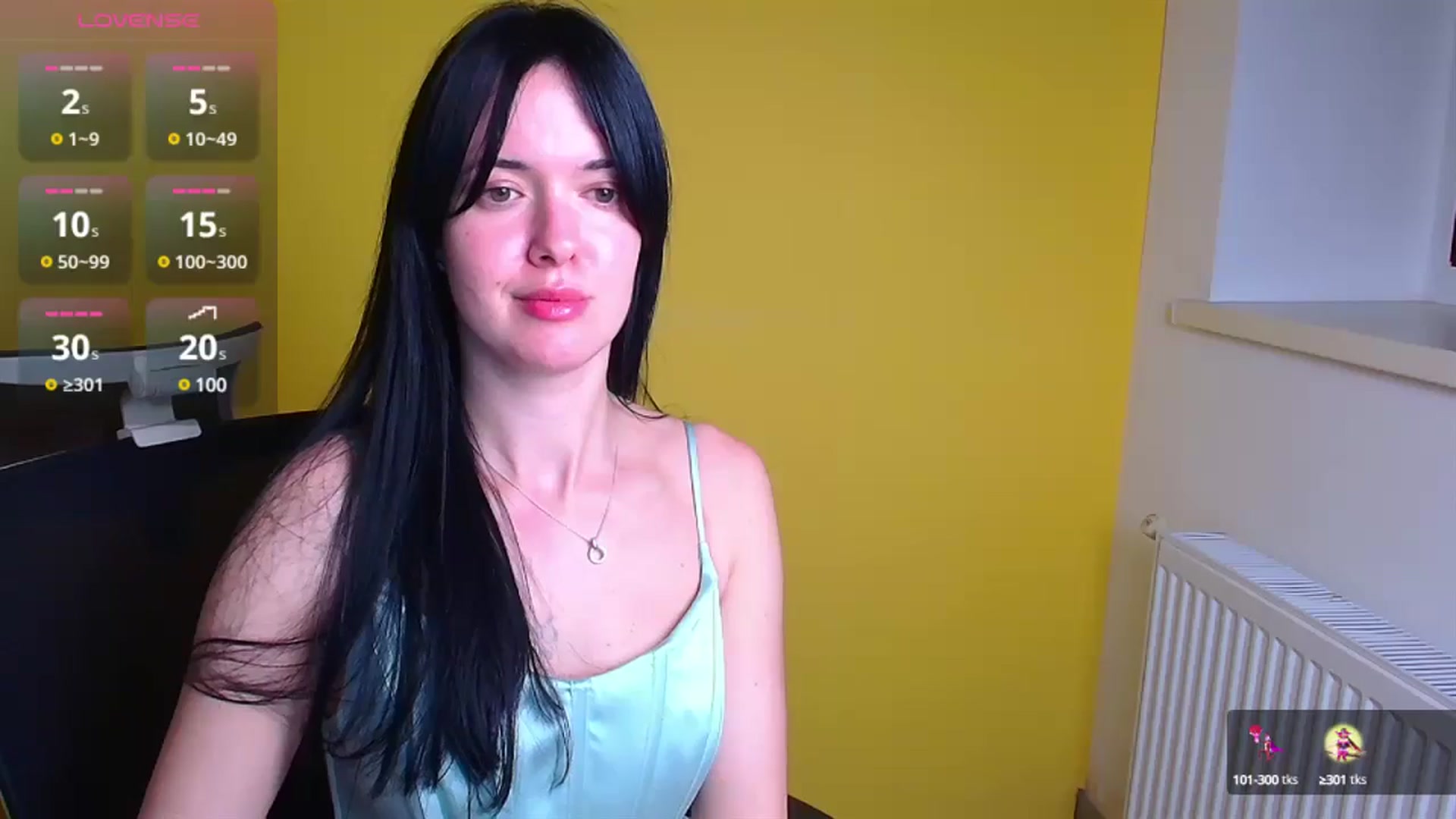 Gallery image thumbnail from Black_Red's myfreecams stream on, 12/17/2024, 24:04 image 5 of 20