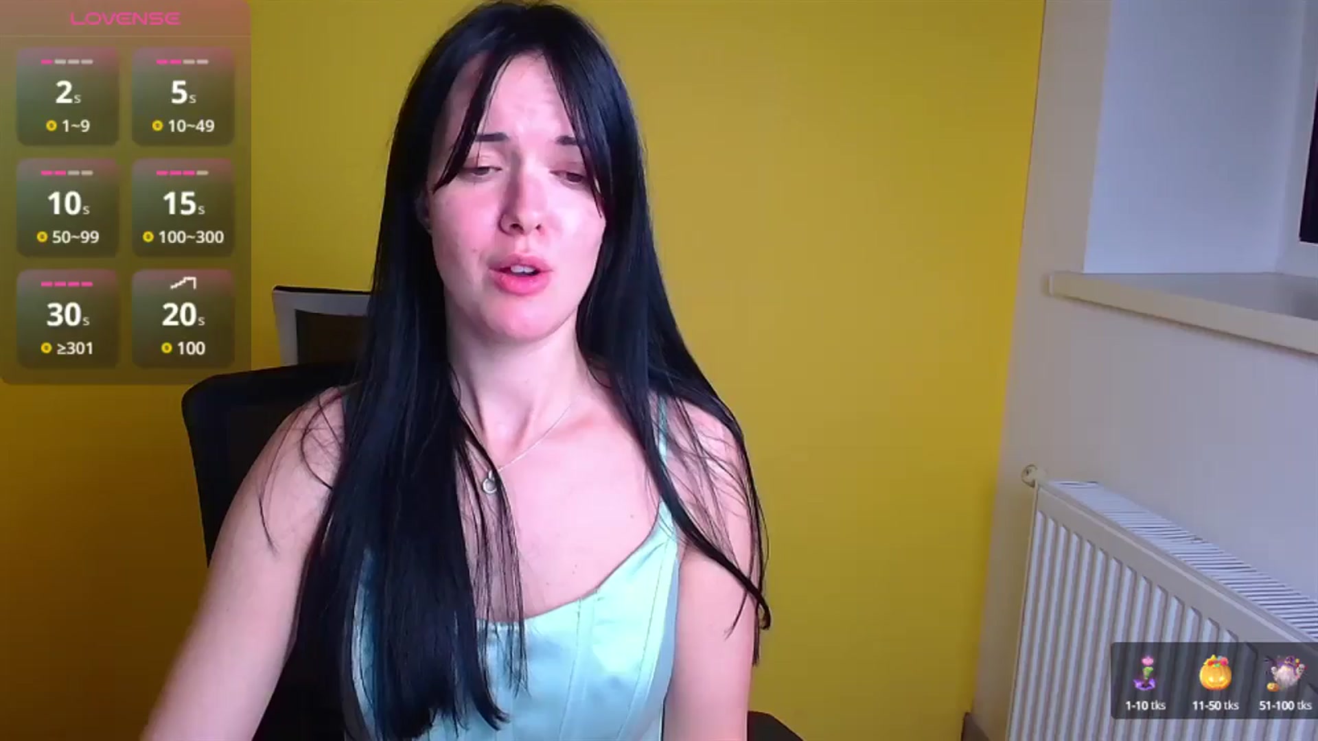Gallery image thumbnail from Black_Red's myfreecams stream on, 12/17/2024, 24:59 image 5 of 20