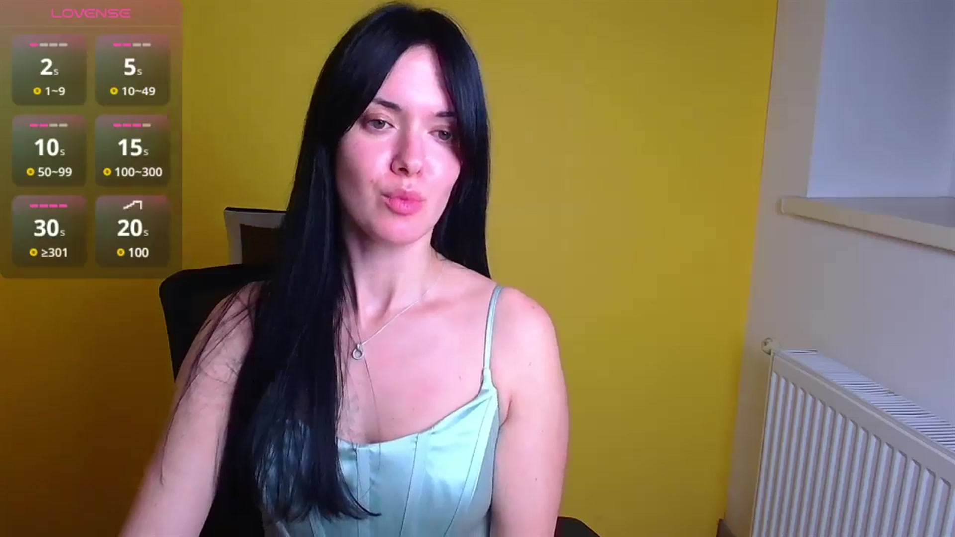 Gallery image thumbnail from Black_Red's myfreecams stream on, 12/17/2024, 24:59 image 11 of 20